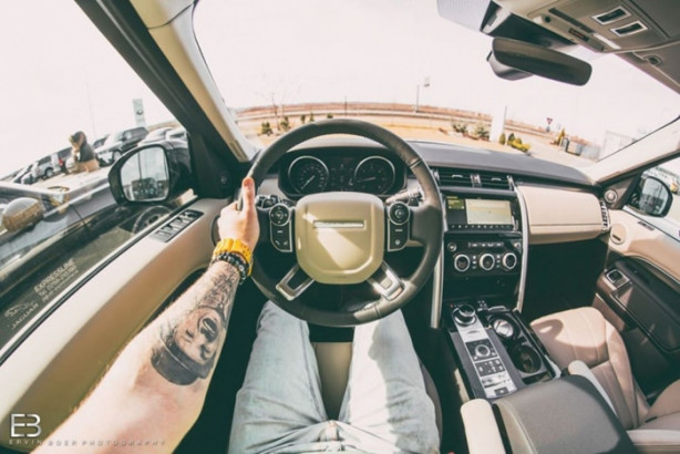 Foto - Bu adamın yerinde olmak isteyeceksiniz! Çünkü...