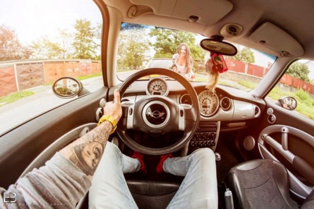 Foto - Bu adamın yerinde olmak isteyeceksiniz! Çünkü...