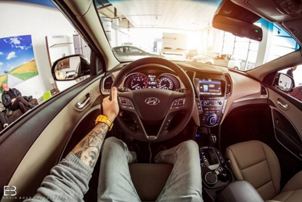 Foto - Bu adamın yerinde olmak isteyeceksiniz! Çünkü...