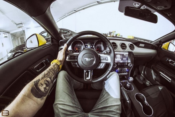 Foto - Bu adamın yerinde olmak isteyeceksiniz! Çünkü...