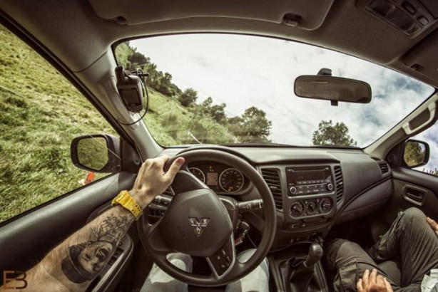 Foto - Bu adamın yerinde olmak isteyeceksiniz! Çünkü...