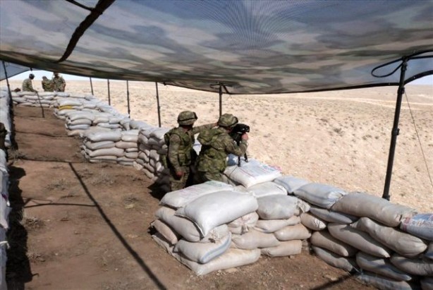 Foto - 'Bu adım atılmalıdır' Türkiye'ye ortak ordu teklifi