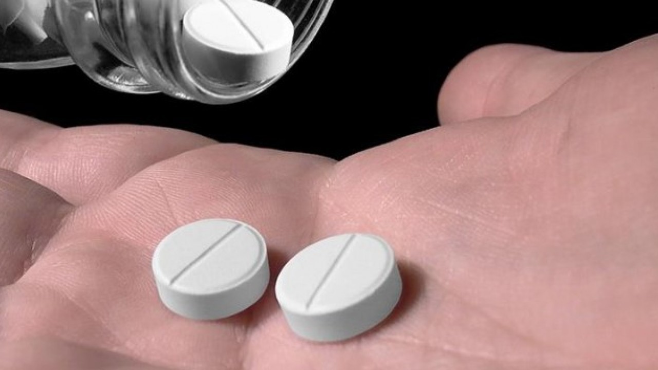 Bu ağrı kesiciyi kullananlar dikkat! Kalp yetmezliği riskini arttırıyor