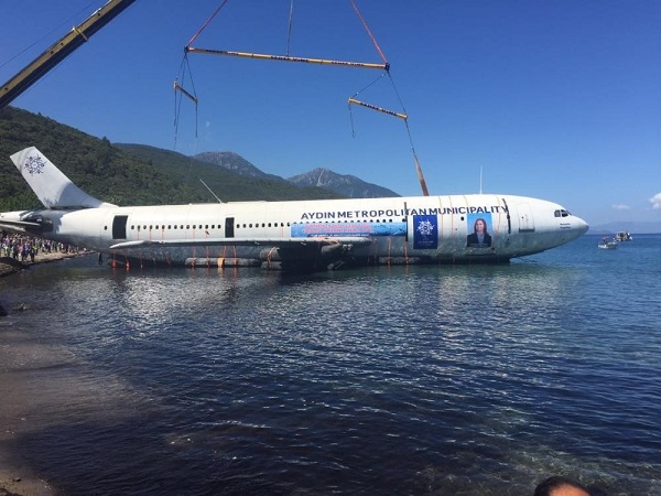 Foto - Bu Airbus A300 havada değil denizin dibinde