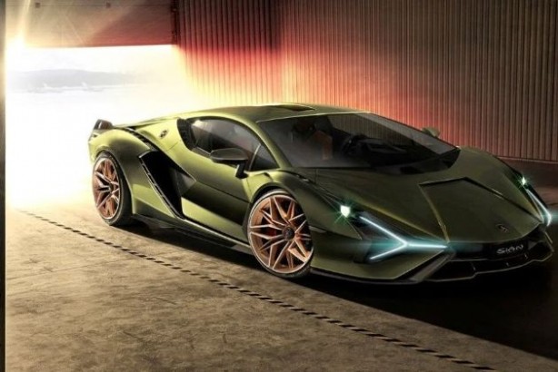 Foto - Bu arabalar sayılı adette üretildi! İşte fiyatı dudak uçuklatan en pahalı 50 araba