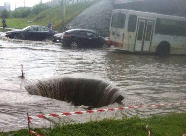 Foto - Bu arabaları görenler gözlerine inanamadı!