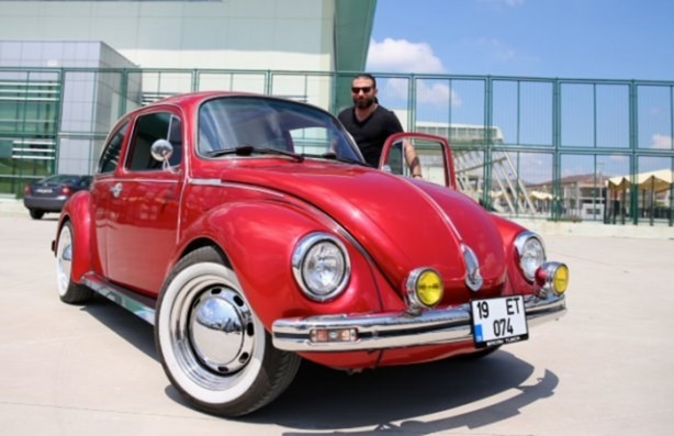 Foto - Bu arabaya ne kadar masraf ettiğine inanamayacaksınız!