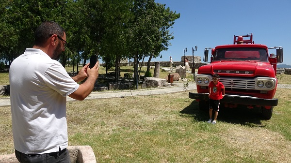 Foto - Bu araç 50 yılı aşkın süre hizmet verdi!