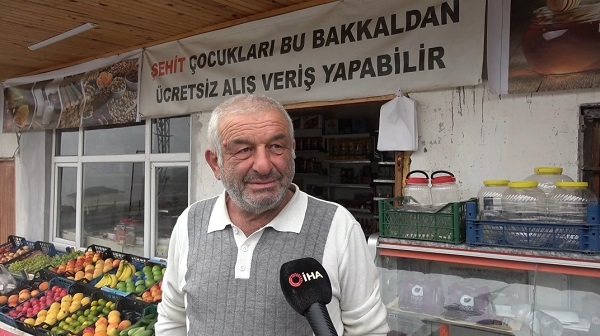 Foto - Bu bakkalda her şey şehit çocuklarına bedava