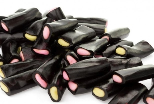 Foto - Bu besinler damarlarınızı kurutuyor! Evinize bile sokmayın