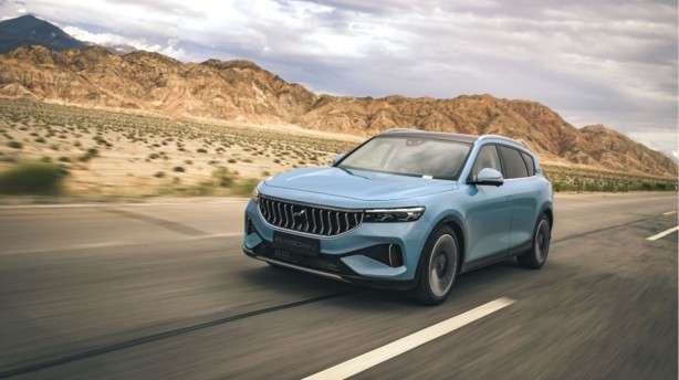 Foto - Bu bildiğimiz bizim yerli otomobil! "O Arap ülkesi TOGG'u kopyaladı"