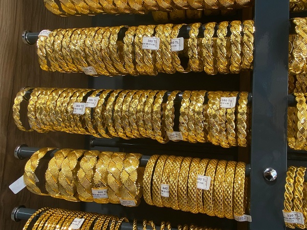 Foto - Bu bilezikler suda n ucuz! Talep patlaması var