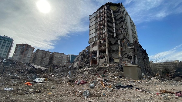 Foto - Bu binada 89 kişi öldü! İş merkezinin son hali