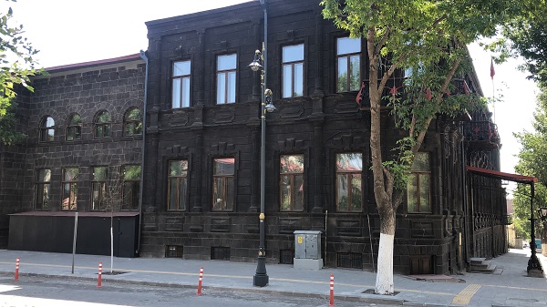 Foto - Bu binalar görenleri kendine hayran bırakıyor