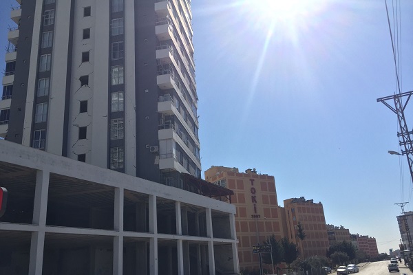 Foto - Bu binalarda tek bir hasar yok! 15 yıllık binanın sırrı ne? 