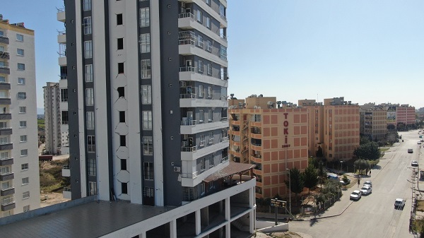 Foto - Bu binalarda tek bir hasar yok! 15 yıllık binanın sırrı ne? 