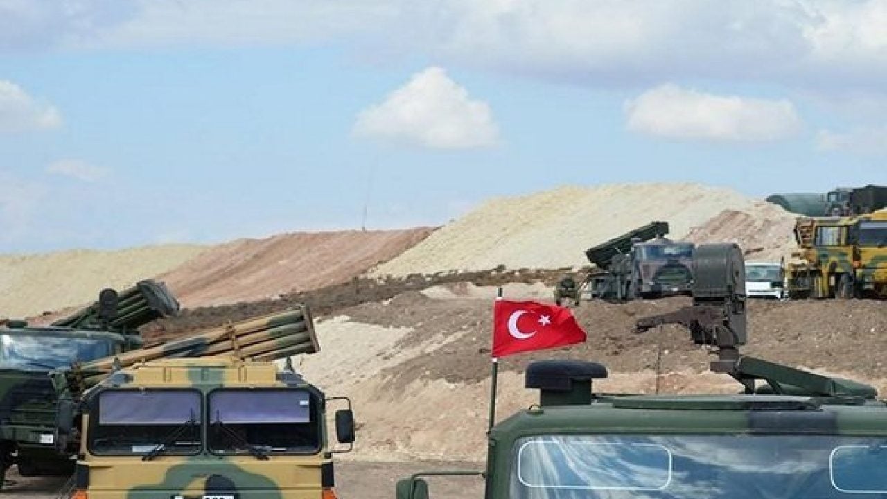 Foto - 'Bu bir kulis bilgisi' diyerek duyurdu: Saldırı altındaki Arap ülkesi Türk askerinin konuşlanması için askeri üs yapıyor