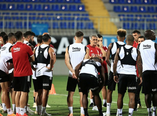 Foto - Bu bir şaka mı? Bu menajer oyunu mu? Yok böyle bir transfer savaşı...