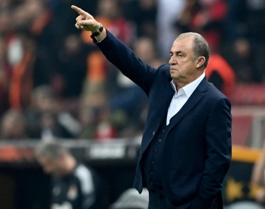 Bu bir şaka olmalı! Böylesi bir başkan adayı olmaz olsun...