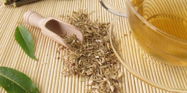 Foto - Bu bitkiyi kaynatıp içenler böbreklerinden oluyor! Aktarlarda yok satıyor ama "Maalesef" diyerek duyurdular! Eyvah ki ne eyvah 