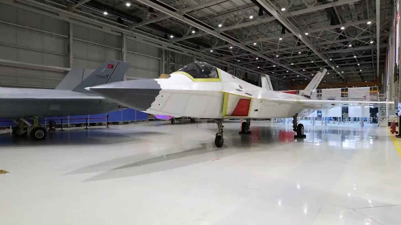 'Bu bizim çıkarımıza' diyerek duyurdular: ABD o ülke Türkiye'den Kaan almasın diye baskı yapmaya başladı