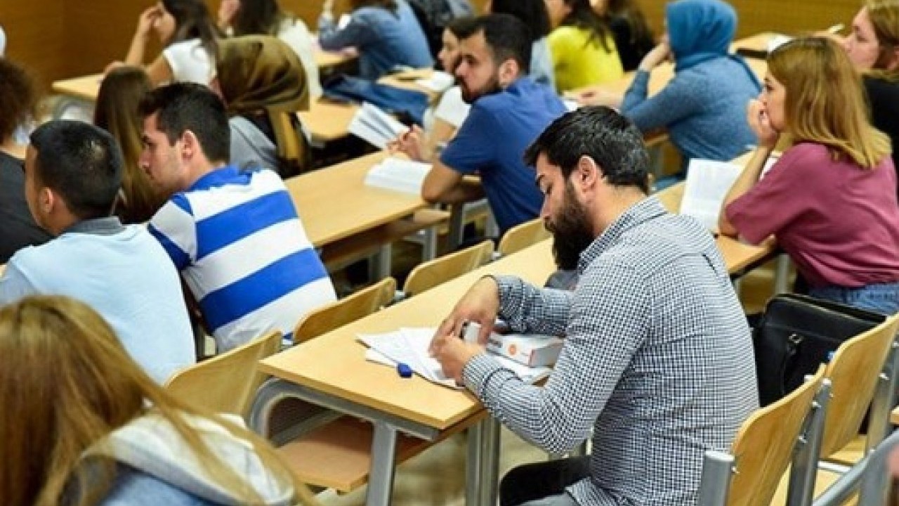 Foto - Bu bölümü okuyanın işi adeta hazır! Açıköğretim Fakültesinden bitirilebiliyor!