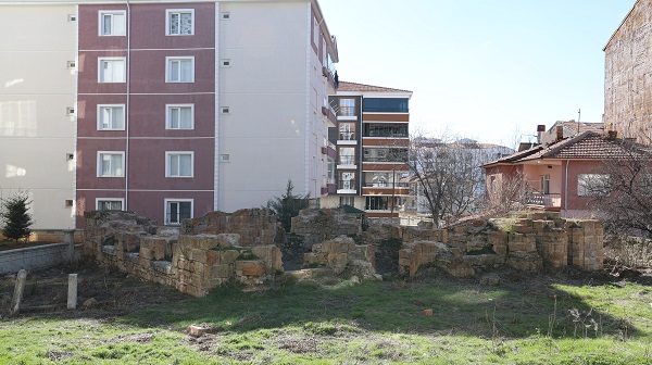 Foto - Bu caminin inşaatı 100 yıldır aynı durumda! 