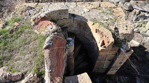 Foto - Bu caminin inşaatı 100 yıldır aynı durumda! 