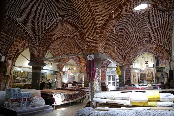 Bu çarşıda zaman yolculuğuna çıkabilirsiniz