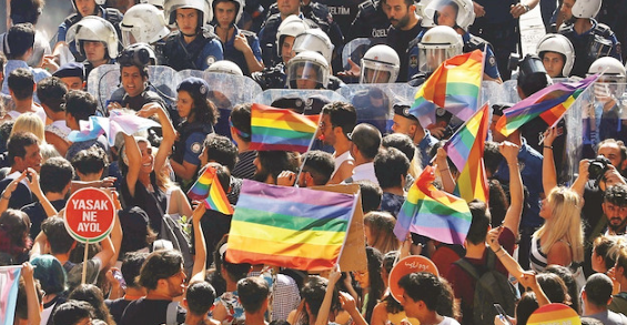 Foto - Bu CHP’ye bir şeyler oluyo! İb.elerle fazla hemhal olmaya başladı