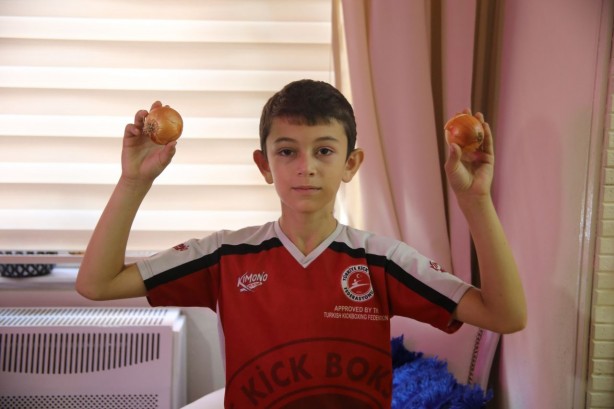 Foto - Bu çocuk bir değişik! Annesi isyan etti! Sen ne yaptın küçük Eymen 