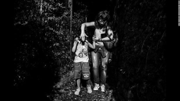 Foto - Bu çocuk gölgede yaşamak zorunda!