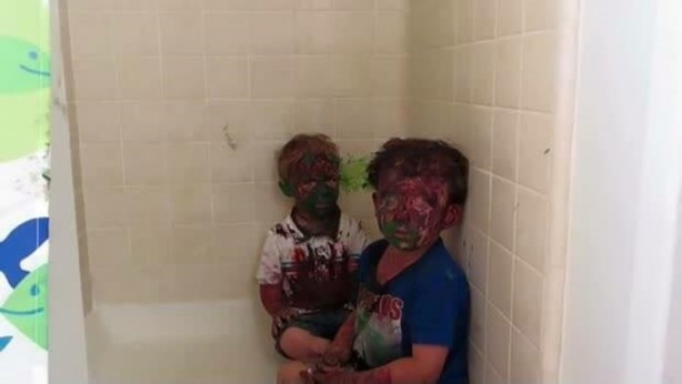 Foto - Bu çocuklar yaramazlığın dozunu biraz fazla kaçırmış!