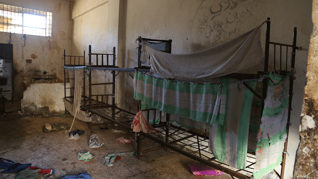 Foto - Bu çöplükte yüzlerce insana işkence yaptılar!