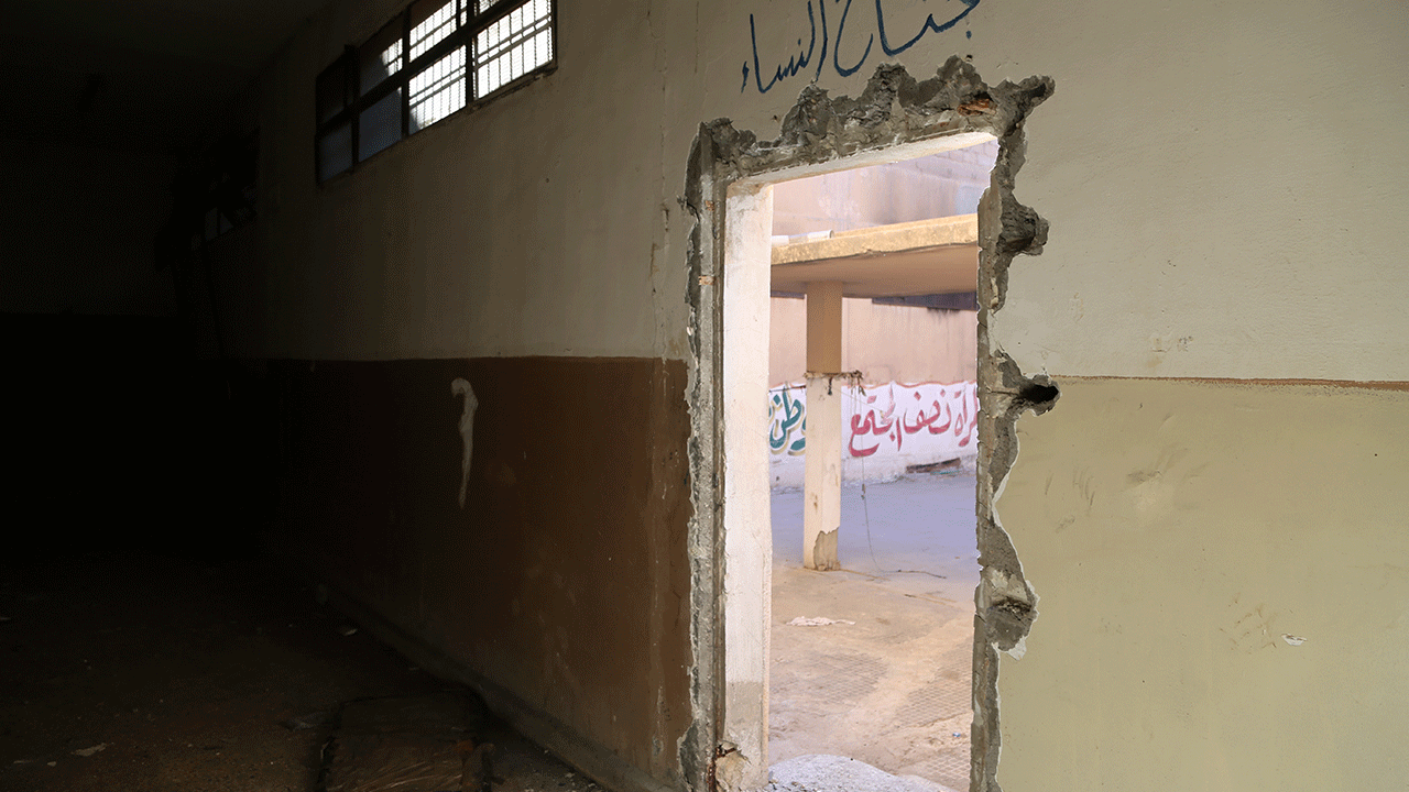 Foto - Bu çöplükte yüzlerce insana işkence yaptılar!