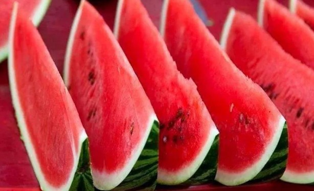 Foto - Bu çorbayı içen bir tane daha istiyor! İşte karşınızda karpuz çorbası...