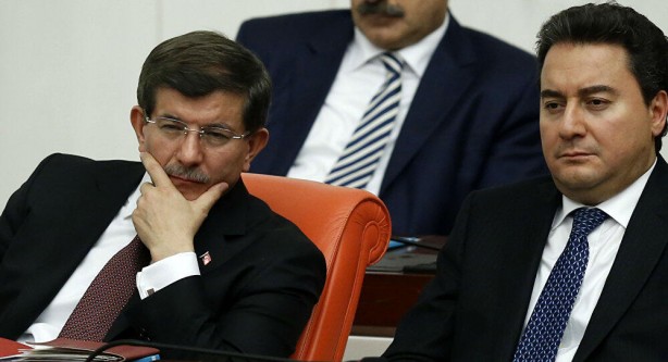 Foto - ‘Evet çıkarsa şirketi kapatırım’ diyen palavracı yine kafayı çıkardı... Zillet İttifakı'na ‘Yandaş anketçi’ gazı