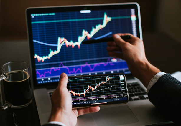 Foto - Bu da birilerine ders olsun! ‘Dolar uçacak’ diyen Atilla Yeşilada bakın şimdi ne diyor