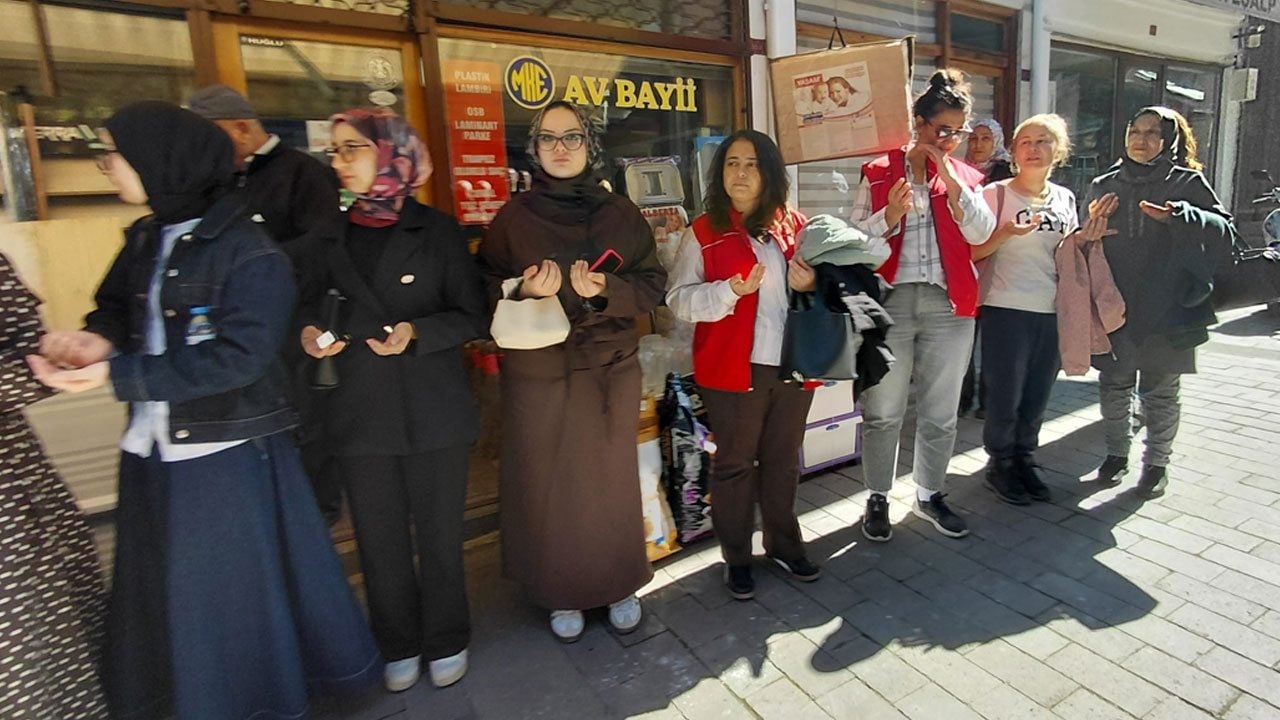 Foto - Bu da esnaf duası! 7 asırdır her cuma eller semaya kalkıyor