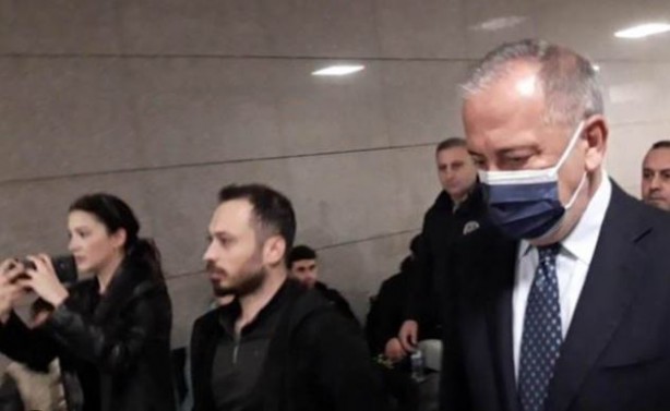 Foto - Bu daha iyi günleriniz! Bir milletin fertlerine 'alçaklar' 'şerefsizler' diyenleri bu millet ağlatacak