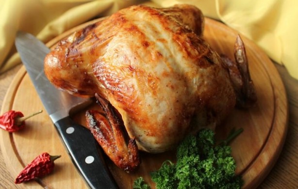 Foto - Bu detaya dikkat! Tavuk pişirmeden önce bunu yaparsanız…