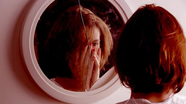 Bu diş macununu kullananlar dikkat! Dudakları yanakları şişiriyor