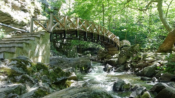 Foto - Bu doğa harikasını her yıl 40 bin kişi ziyaret ediyor