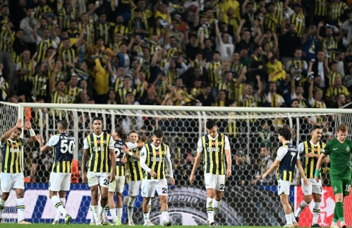 Bu doğruysa şayet yer yerinden oynayacak: Ünlü futbolcu hakkında şok iddia! Türkiye’nin gündemine bomba gibi düştü