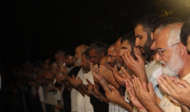 Foto - Bu dualar GAZZE için! Nöbet Saraçhanede devam ediyor