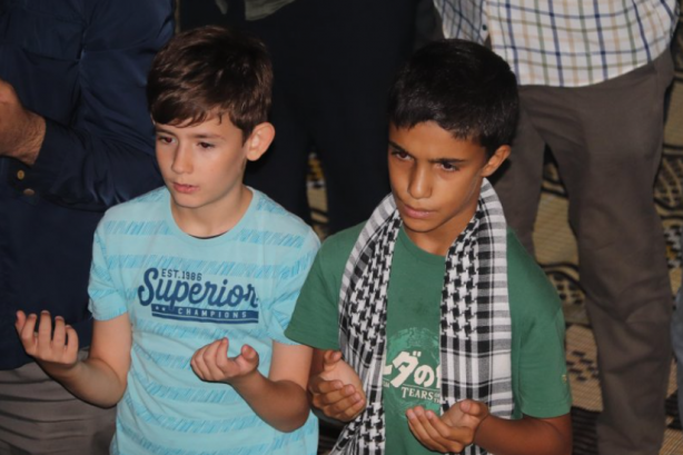 Foto - Bu dualar GAZZE için! Nöbet Saraçhanede devam ediyor