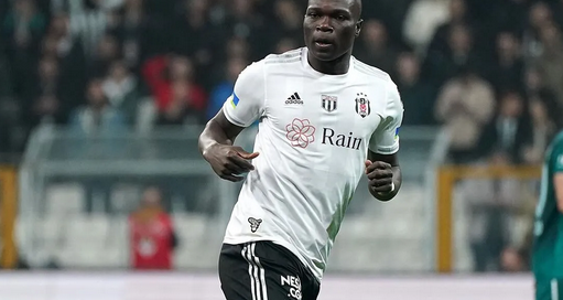 Foto - Bu düpedüz Beşiktaş'a ihanet... Aboubakar ve Ox 'kaşlarının üzerinde gözleri' olduğu için pişman olacak