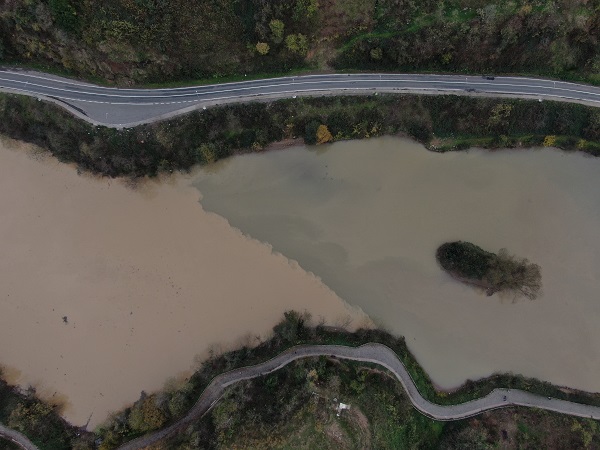 Foto - Bu durum gelecek adına korkutuyor! Trabzon'un gölleri sinsi tehlikeye karşı tehdit altında
