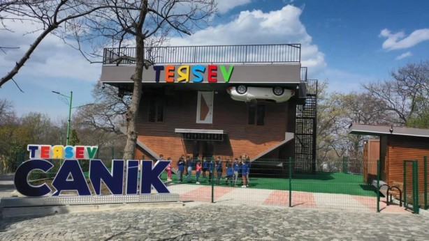 Foto - Bu evde bir terslik var