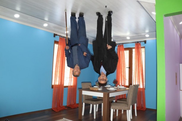 Foto - Bu evde bir terslik var